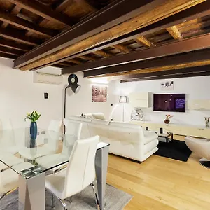  Apartamento Iflat Marvellous Near Via Del Corso Italia